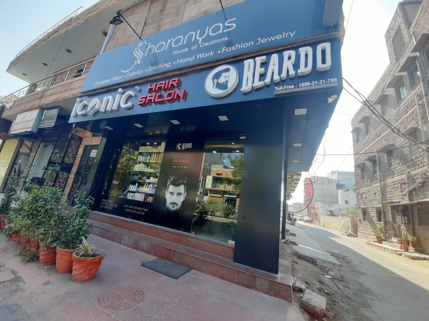 Waxing, Threading & Grooming